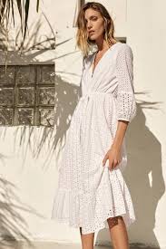 Zara printed kimono with embroidery black gold size m ref. Midi With A V Neckline In White And With Embroidery Zara Has The Star Dress For Your Most Casual Looks Outfit Fashion Best Fashion Outfits Trends Ideas