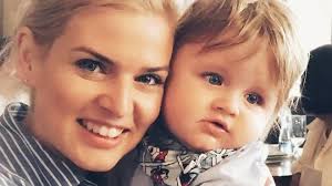 Nikol štíbrová (33) se po rozchodu s martinem kynclem (33), s nímž má syna mathiase (2), na sociálních sítích pochlubila fotkou s novým přítelem. Nikol Stibrova Se Pochlubila Rocnim Synkem To Je Ale Fesak Stars24 Cz
