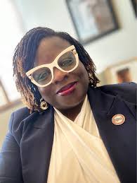 Shana Stein from MHS shares her #whywednesday story. #mea #unionstrong