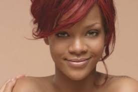 Rihanna sa udržala na čele amerického singlového rebríčka