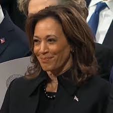 Loring Spicer's Instagram, Twitter & Facebook