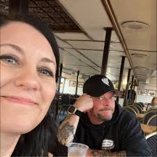 Esther the Wonder Pig updated her...