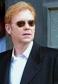 I think I have no more fans and nobody cares anymore about me and the love  fans didn't remember saying hello to me😔💔 love is sweet, when my fans  care about me,