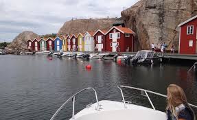 500 meter till salta bad från klippor i kristallklart vatten. Smogen Und Die Smogenbryggan Tipps Und Fotos Schwedentipps Se