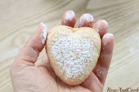 Biscuits A La Cuillere Maison Recette Cap Patissier Rose Cook Biscuit Cuillere Cap Patissier Biscuits