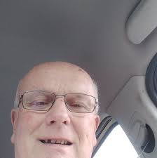 Mine went down for hour or so last night was it just like down for  maintenance or something like that first time it's done this went red