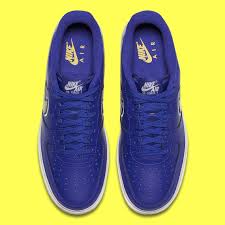 Rock your colors and display your team pride with official golden state warriors jerseys and gear from nike.com. Nike Air Force 1 Low Golden State Warriors Sneakernews Com