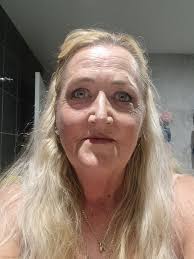 Hello everyone, I have been very ill for some years and do not have a good  photo for my family. I have recently lost 67kgs and I was wondering if  anyone use