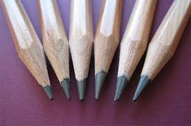 The pencil is simple enough for any child to use. Graphite Vs Charcoal A Brief Guide For Artists