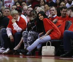Updates for travis scott and kylie jenner followed by kylie 🦋 travis liked x12🔥. Are Kylie Jenner Travis Scott Getting Back Together Still Dating
