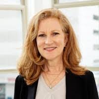 Tina Ferris's Instagram, Twitter & Facebook