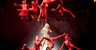 Η έλενα τσαγκρινού βρέθηκε καλεσμένη στο καναπέ του dot το μεσημέρι της κυριακής. Eurovision 2021 Entypwsiakh H Elena Tsagkrinoy Sthn Prwth Proba Sto Roterntam Like Com Cy