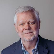 Wallace Lockhart's Instagram, Twitter & Facebook