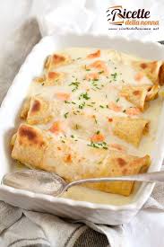 Sono state trovate 11682 ricette relative a crespelle salate ripiene dai blog di giallozafferano leggi tutti i risultati dai blog cannelloni di crespelle al sugo di mare. Crepes Al Salmone Ricette Della Nonna