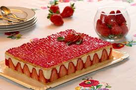 Le Fraisier Un Des Desserts Preferes Des Francais Une Patisserie D Une Fraicheur Et D Une Gourmandise Incomparab Recette Fraisier Fraisier Gateaux Et Desserts