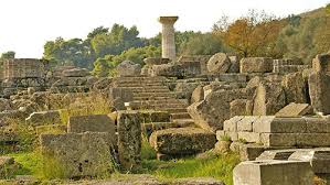La parte antigua del lugar, que hoy es el principal atractivo, tiene su origen en los tiempos prehistóricos y fue cobrando trascendencia con la civilización griega. Olimpia Grecia Guia Del Destino Travel Zone