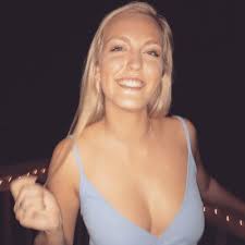 Tess Kennedy's Instagram, Twitter & Facebook