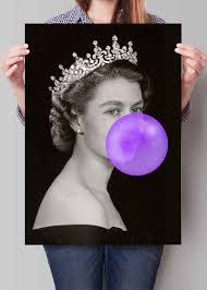 Queen Elizabeth with Bubblegum Purple Print