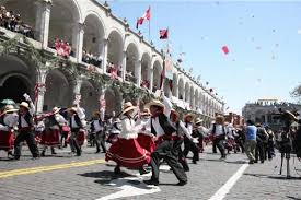 Esta página foi editada pela última vez às 03h33min de 2 de agosto de 2021. Arequipa Celebra Hoy 475 Anos De Fundacion Espanola Nacional