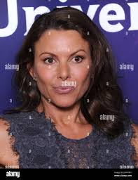 Kari wuhrer hi-res stock photography and images