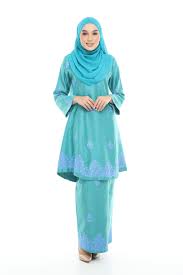 30+ model baju kurung melayu modern tren terbaru 2020. Permintaan Terhadap Baju Kurung Riau Semakin Meningkat Omar Ali
