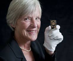 Auctioneer Deborah Doyle Dukes Dorchester Titanias Editorial Stock Photo