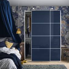 Vrata Garderobera Uvek Su Izlozena Pogledu Pa Ih Treba Pazljivo Odabrati Pax Sistem Za Odlaganje Ikea Pax Ikea Pax Wardrobe Pax Wardrobe