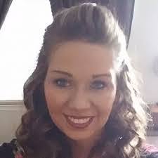 Ashley Sohl's Instagram, Twitter & Facebook