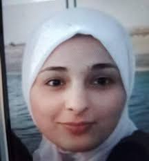 طرطوس...فقدان التواصل مع الشابة #صباح_معراتي البالغة من العمر 17 عامًا،  وذلك في حوالي الساعة الواحدة ظهر يوم السبت في منطقة المشبكة. قدم والد  الشابة صباح بلاغًا رسميًا لدى الجهات الأمنية في طرطوس،