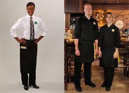 The average olive garden italian restaurants salary ranges from approximately $26,665 per year for a server/busser/certified trainer to $276,499 per year for a food server. Olive Garden Servers Getting First Uniform Upgrade Since 1982 Consumerist