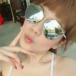 Desiree Chen's Instagram, Twitter & Facebook