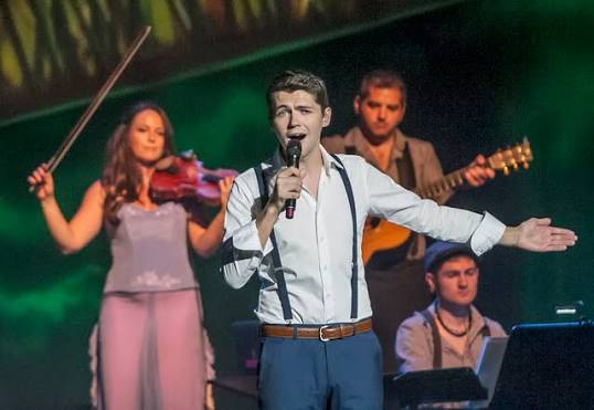 Celtic Thunder's “Legacy” woos Wilkes-Barre crowd | Times Leader Archive