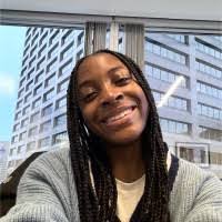 Shanna Chambers's Instagram, Twitter & Facebook