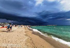 Check spelling or type a new query. Nori InfricoÈÄtori La Neptun Ce Au VÄzut TuriÈtii Care Au Mers La PlajÄ AstÄzi