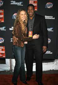 After their nasty divorce in 2006, jean was awarded $15.3 million and $18,000 a month in child support. Jean Muggli Is Michael Strahan S Ex Wife Inside Her Life