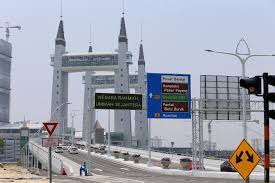 Bahaya sehingga memaksa pengisytiharan darurat di daerah muar dan ledang yang berkuat kuasa serta. Berita Harian Auf Twitter Pemandangan Di Jambatan Angkat Drawbridge Berjerebu Dengan Bacaan Indeks Pencemaran Udara Ipu 82 Belum Lagi Melepasi Tahap Udara Tidak Sihat Ketika Dirakam Pada Jam 12 Tengah Hari Ini