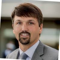 90+ "Alecs" profiles