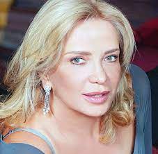 Simonetta simona izzo (born 22 april 1953) is an italian actress, voice actress, director and screenwriter. Simona Izzo Aqua Film Festival