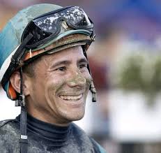 A los jinetes de VINANDUH Y MIS INDIANA los amenazaron con quitarles la  bolsa clap