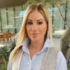 Work becomes less of “work” when you enjoy the people you work with. My  work family. Team Photos at our new office, The Boardwalk. Brian Rados  Elise Diaz Rebecca Itzen Shawn Mackey