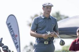 Bryson james aldrich dechambeau (born september 16, 1993) is an american professional golfer. Verruckter Wissenschaftler Und Muskelprotz Golftime De Panorama
