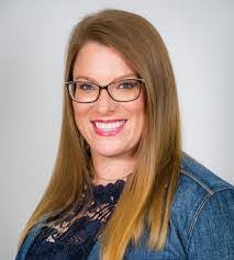 Amy Poos's Instagram, Twitter & Facebook