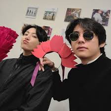 It's an opportunity to live a dream life and experiment without consequence. Sunglasses Ray Ban Worn By Kim Taehyung On The Account Instagram Bts Jungkook Spotern