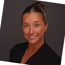 This past summer I had the incredible opportunity to intern abroad in  London, England for Luna Daily. This opportunity to live and work in  another country grew my appreciation for different cultures… |