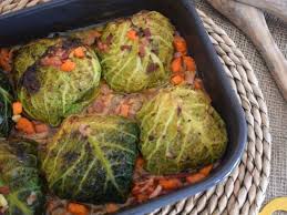 Chou Farci Au Confit De Canard Recette Ptitchef Recette Chou Farci Chou Farci Recette Recette De Plat