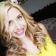 5 Ways To Reach 100K YouTube Subscribers, From A Creator Who's Done It