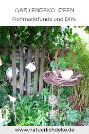 Ein Garten Wie Aus Der Gartenzeitschrift Naturlich Deko Garten Deko Gartengestaltung Ideen Diy Gartendekoration