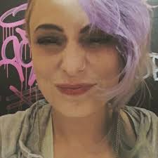 Jennifer Dagley's Instagram, Twitter & Facebook