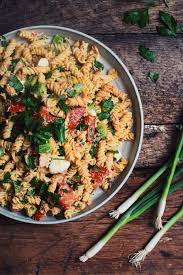 Salade De Pates Au Thon Le Coup De Grace Recipe Cold Meals Savory Salads Healthy Recipes