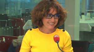 But, from this trip, she came back shocked by the number of rules, directives disconnected from reality which prevent france from turning round. Les Vacances Sont Bel Et Bien Finies Se Rejouit Isabelle Saporta Youtube